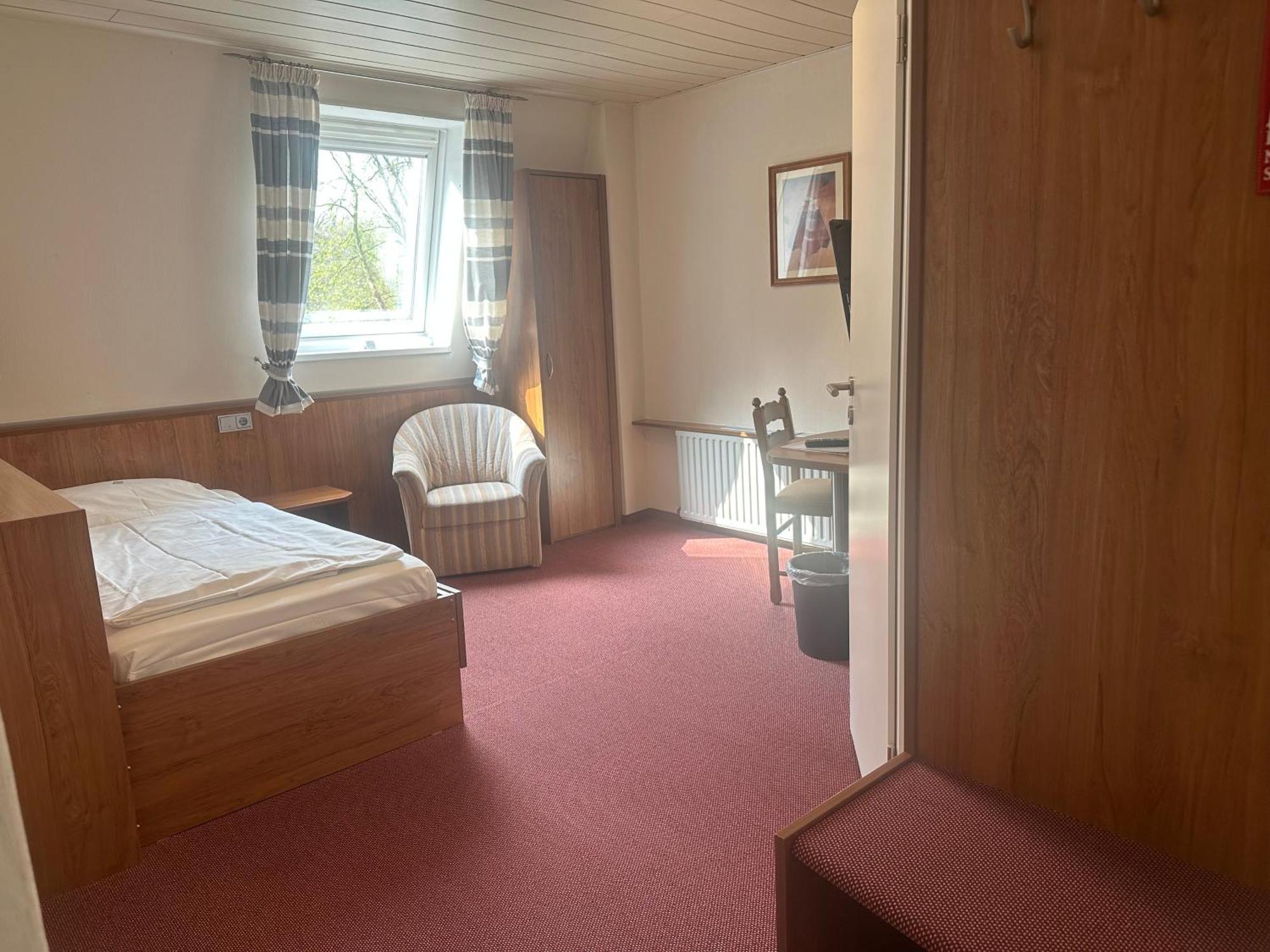 Hotel Zum grünen Walde Nordholz Exterior foto